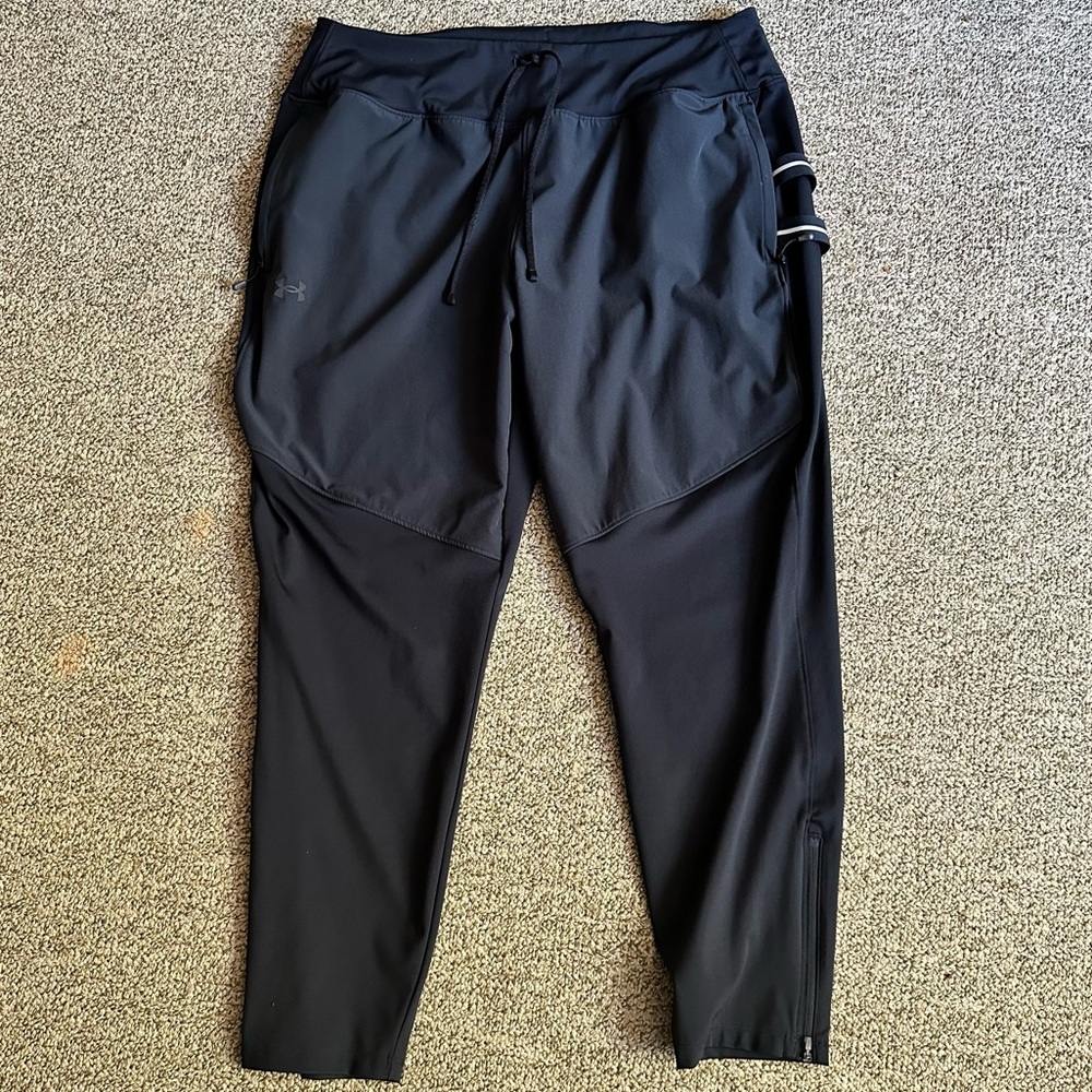 Under Armor Women’s Fitted Storm Pants